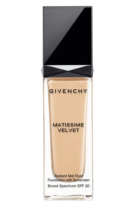 Givenchy Matissime Velvet SPF 20 Foundation 